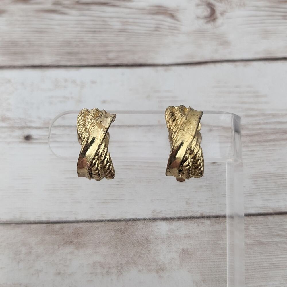 Vintage Clip On Earrings Gold Tone Cross Over Design - Repair Needed